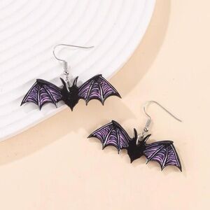 🦇 Awesome Cartoon Sketch Style Bat Drop Earrings 🦇